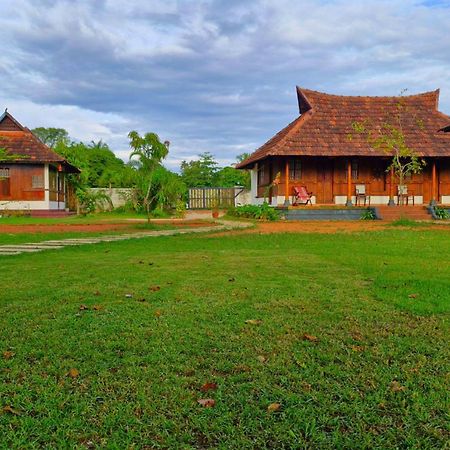 Bed and Breakfast Gypsea Marari Alappuzha Exterior foto